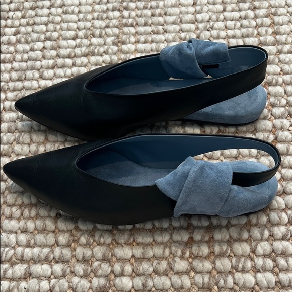 Gray Matters Black and Blue Leather Slingback Flats - Picture 3 of 8
